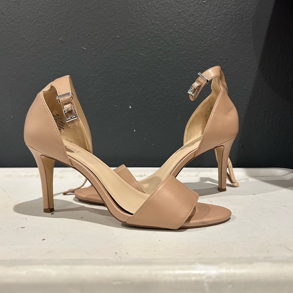 Nude Ankle-Strap Classic Heels – Nine West